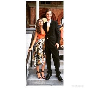 MAKE AN OFFER! Gorgeous Dress